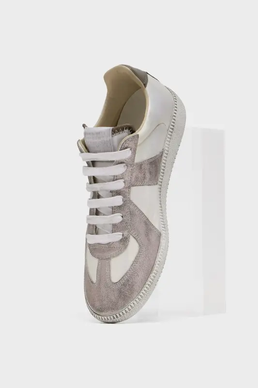 Maison Margiela REPLICA Holographic and White online