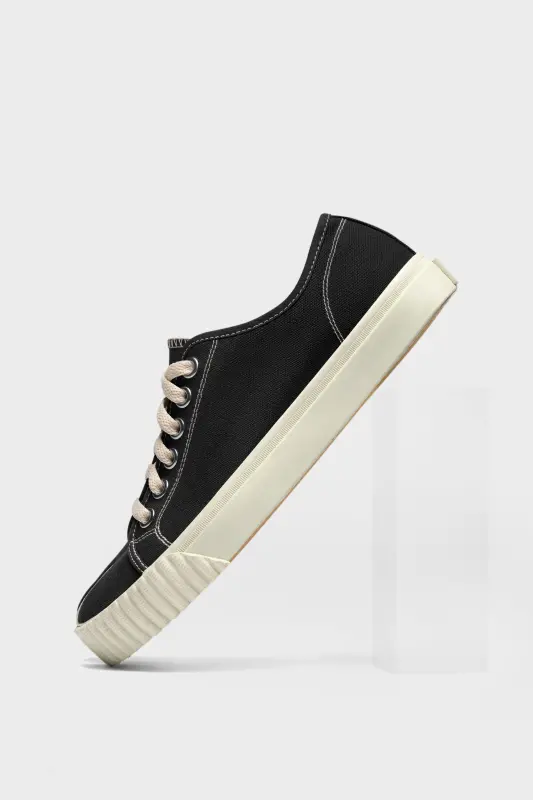 Maison Margiela Tabi Sneakers Black with White Sole Black and White online