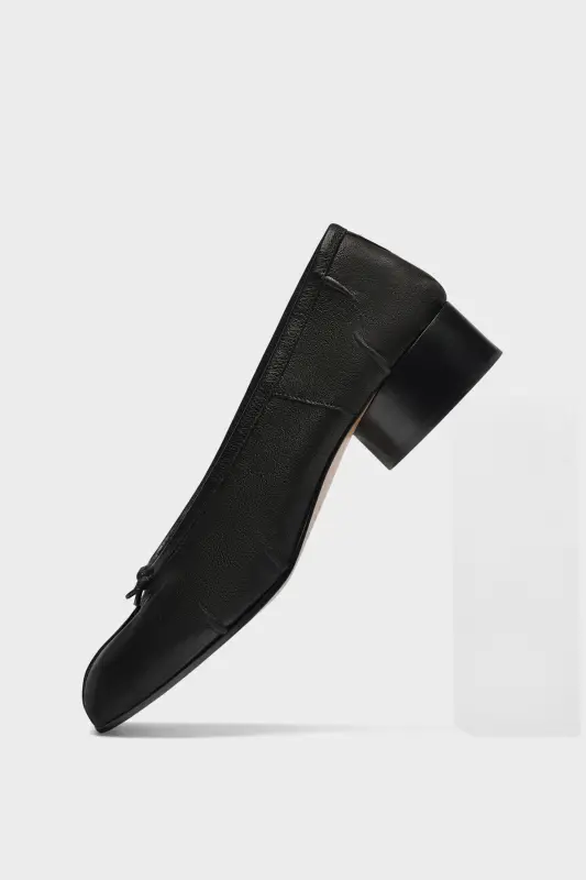 Maison Margiela Black Leather Heeled Tabi Ballerina Flats| Maison Margiela Black online