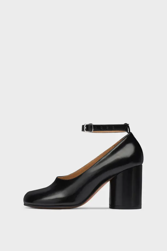 Maison Margiela Black Leather Heeled Tabi Décolleté Black online