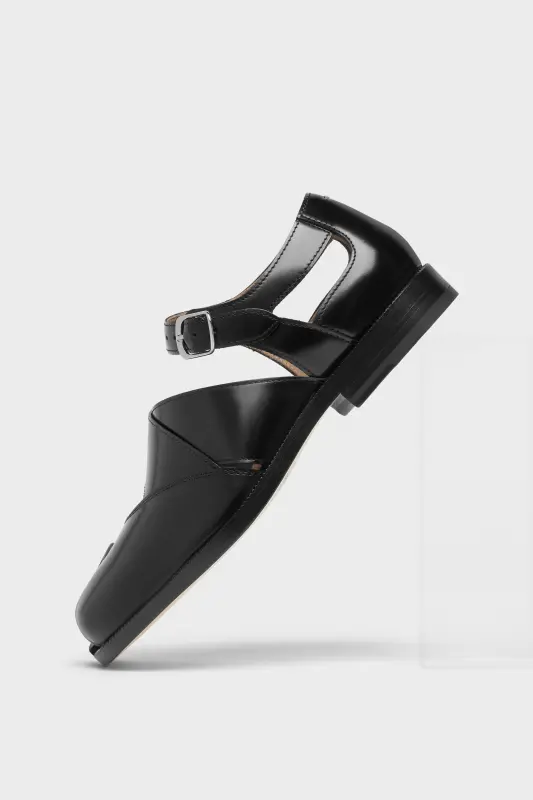 Maison Margiela Sandals Tabi Leather Black online